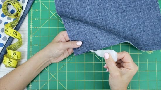 Glue Seepage in Lining Cloth